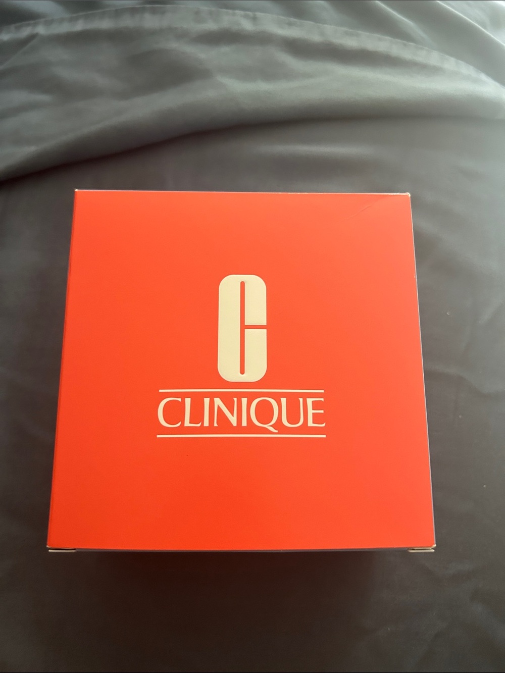 Clinique Red Skincare Gift Box with White Logo no moisturizer